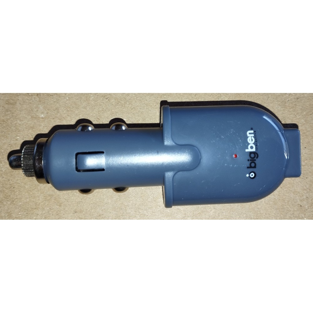 Adaptateur allume cigare usb pour Console ou téléphone portable Gris