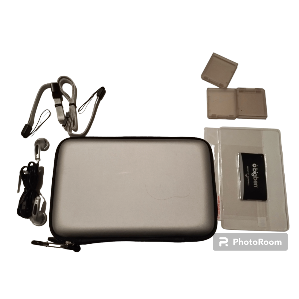 House pochette Grise pour console 3ds xl + accessoires